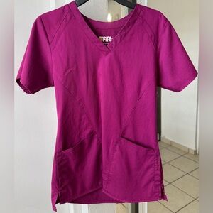 WonderWink Women's V-Neck Scrub Top in Wine